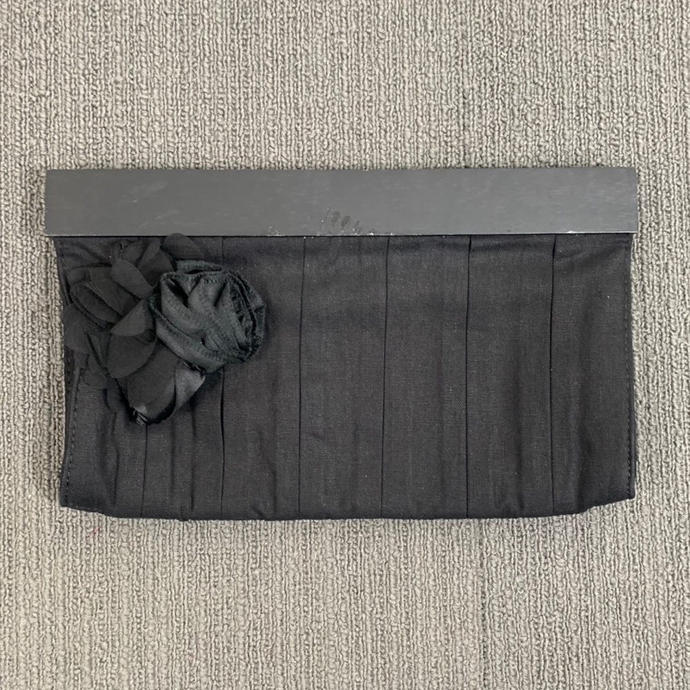 The Limited Clutch Pleated Black Flower Faux Wood Magnetic Closure Bag Purse